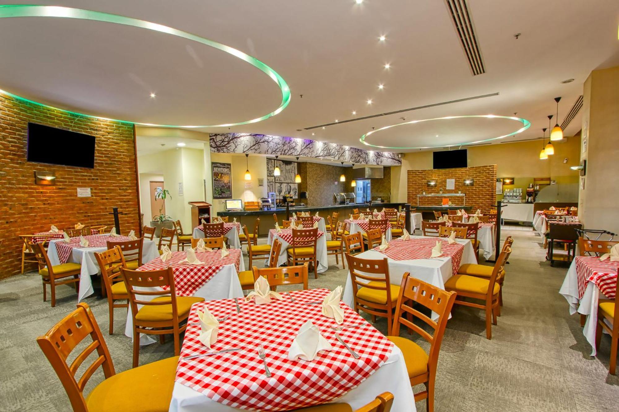 Holiday Inn Leon-Convention Center By Ihg Zewnętrze zdjęcie